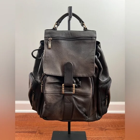 Wilsons Leather Black Leather Backpack Vintage Wilsons Leather Black Leather Backpack – DESERT MOSS  main image 4